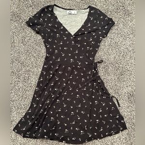 Floral hollister wrap dress